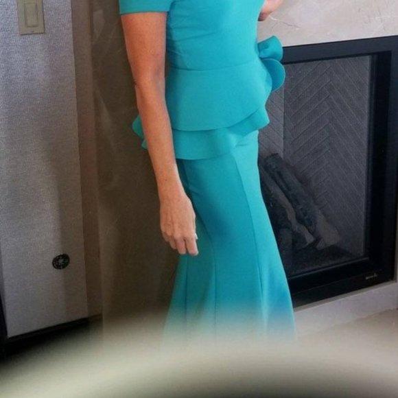 Chiari Boni Gown - Picture 2 of 4